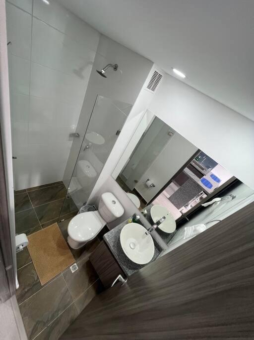 Edificio Avanzzare T1-204 Con Ascensor Y Apartamento